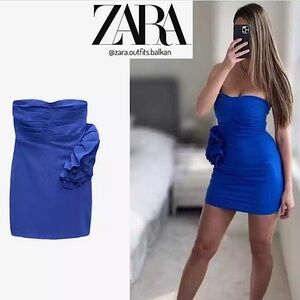 🆕(NWOT) ZARA Bloggers Fav Blue Ruffled Mini Dress with Flower Accent. Size SMALL